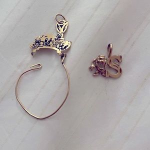 Looney tone gold accessories